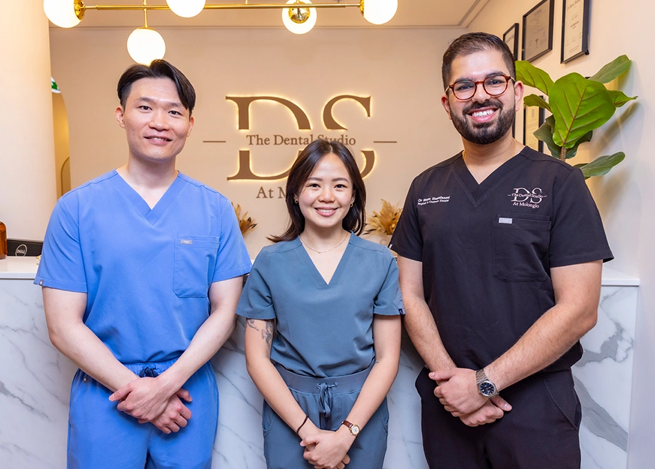 Happy patients praise The Dental Studio for excellent care, affordability, and clear aligner success.
